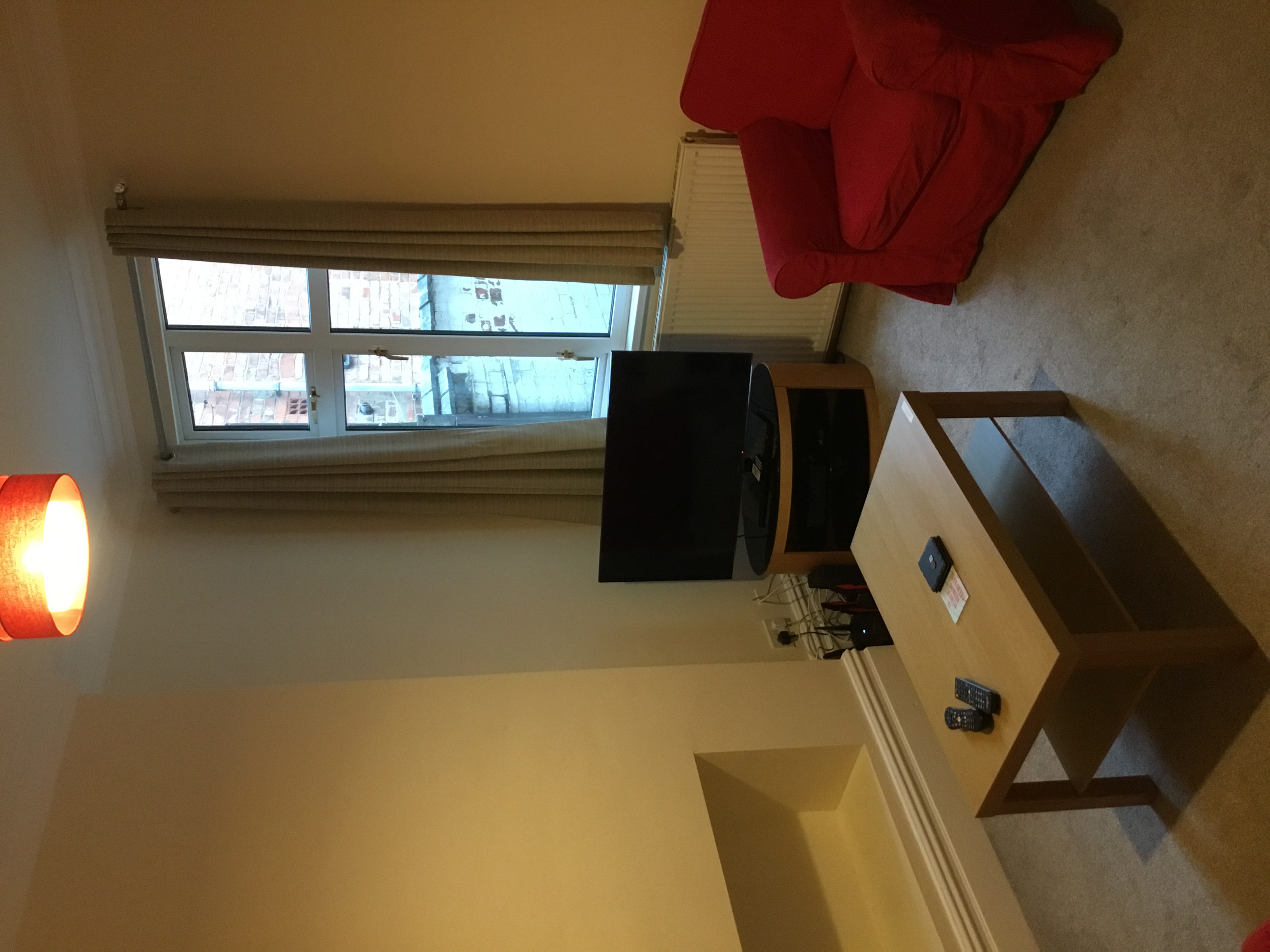 1 Beaconsfield Road - Photo 3